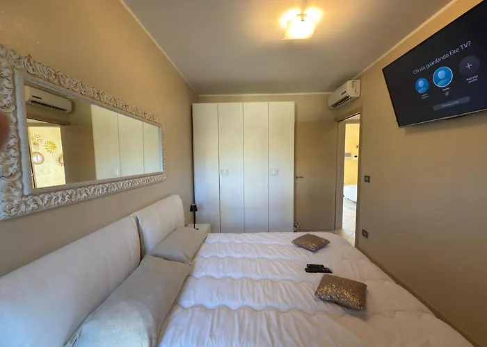 Riviera Charme House Апартаменты *