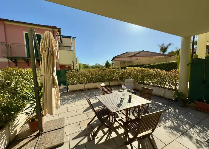 Апартаменты Riviera Charme House *